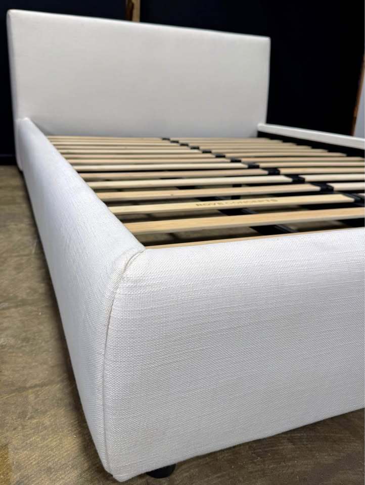Rove Concepts Ophelia Bed (Queen, Swan)