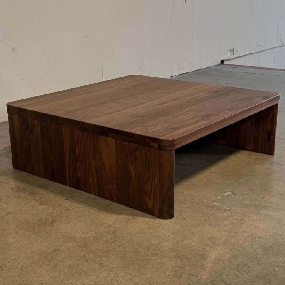 Sundays Form Coffee Table (American Walnut)