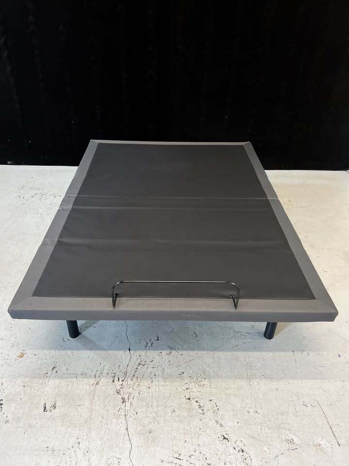 Resident Adjustable Base (Full)