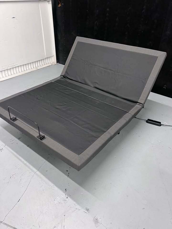 The Nectar Premier Adjustable Base (Queen)