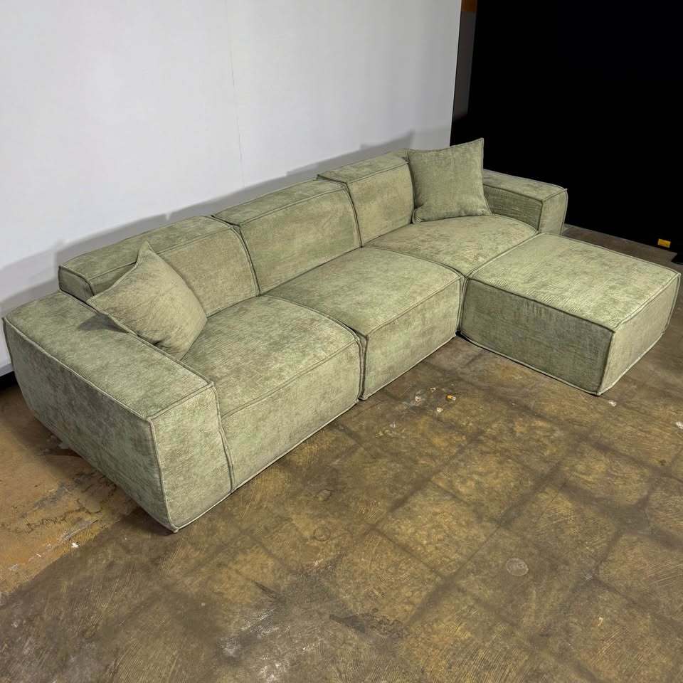 Rove Lab M1 Sofa Sectional (Performance Weave Krypton Green)