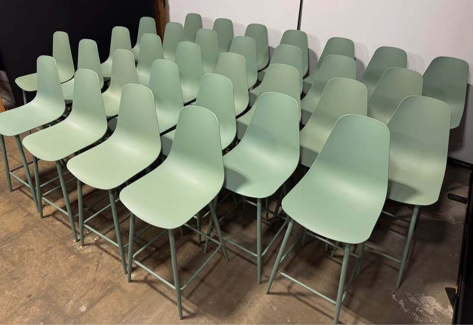 Article Svelti Counter Stool (Aloe Green)