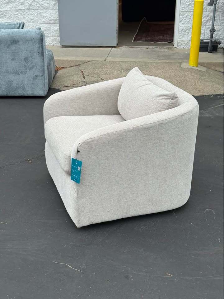 Joybird Amelia Swivel Chair (Merit Dove)