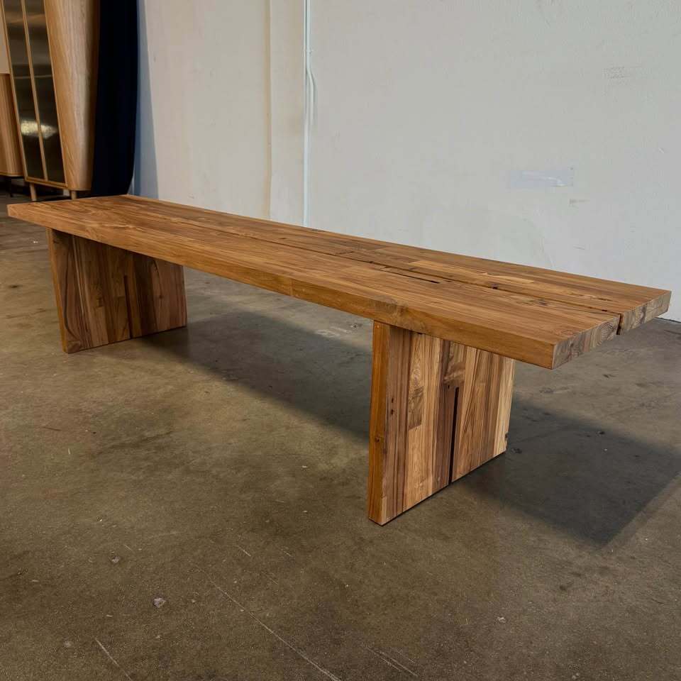 Sundays Oak Bench (4-Seater)