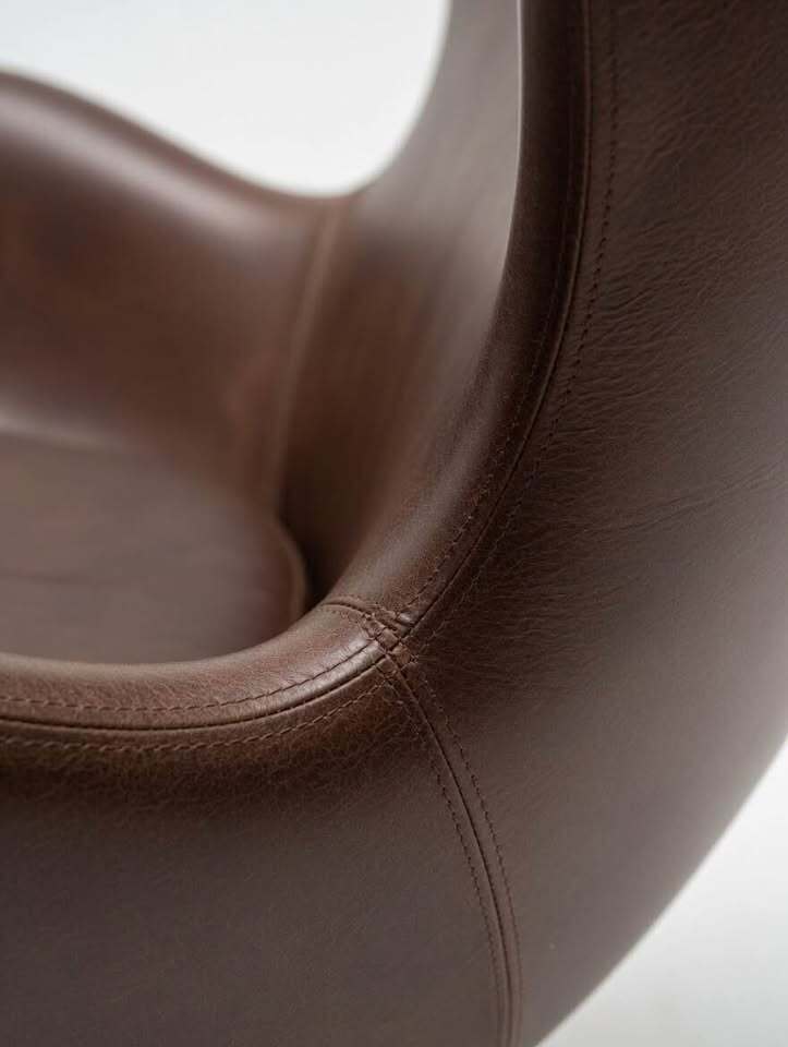 Moe's St. Anne Swivel Club Chair (Brown Leather)
