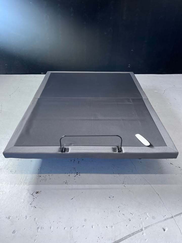 DreamCloud Premier Adjustable Base (Queen)