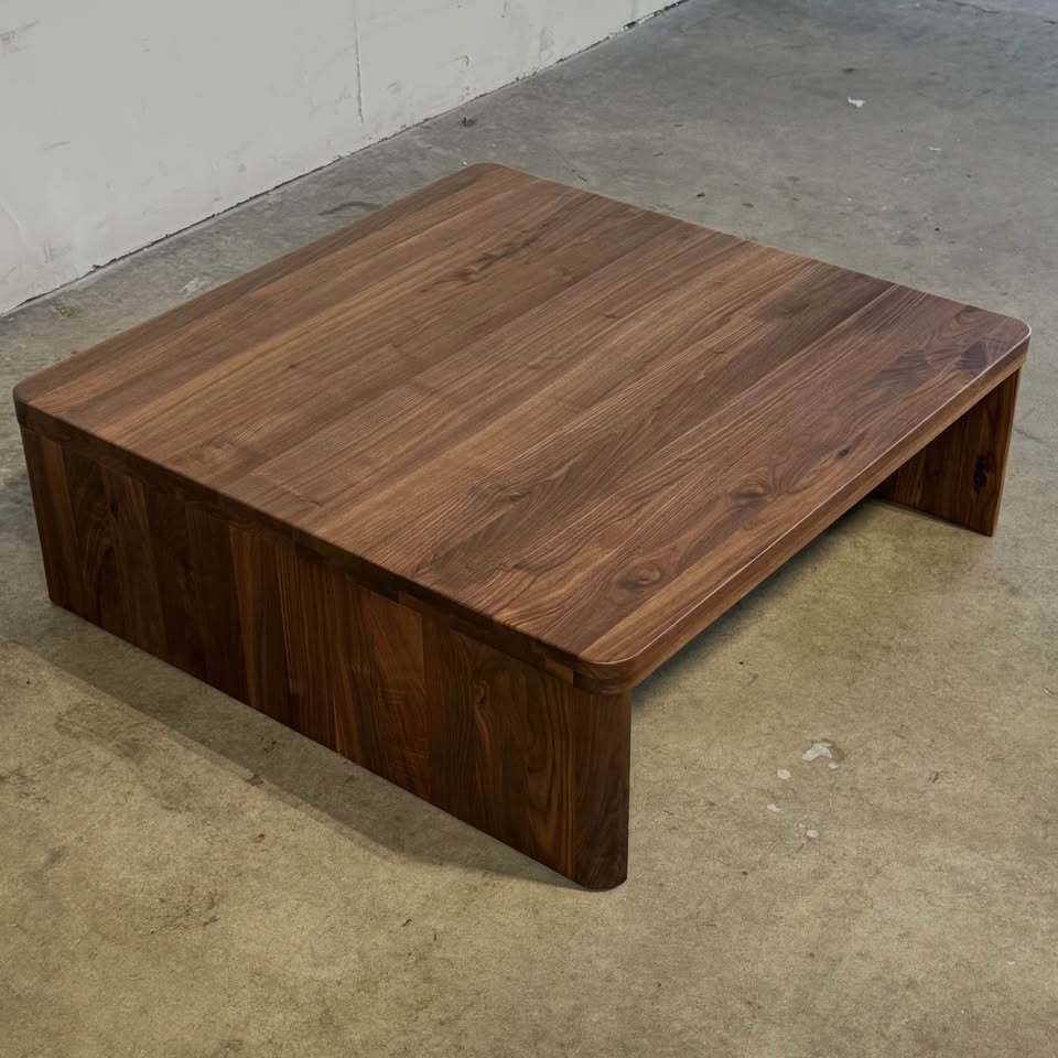 Sundays Form Coffee Table (American Walnut)