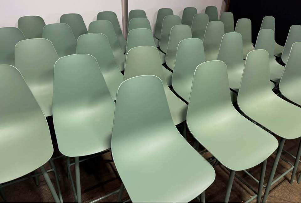 Article Svelti Counter Stool (Aloe Green)
