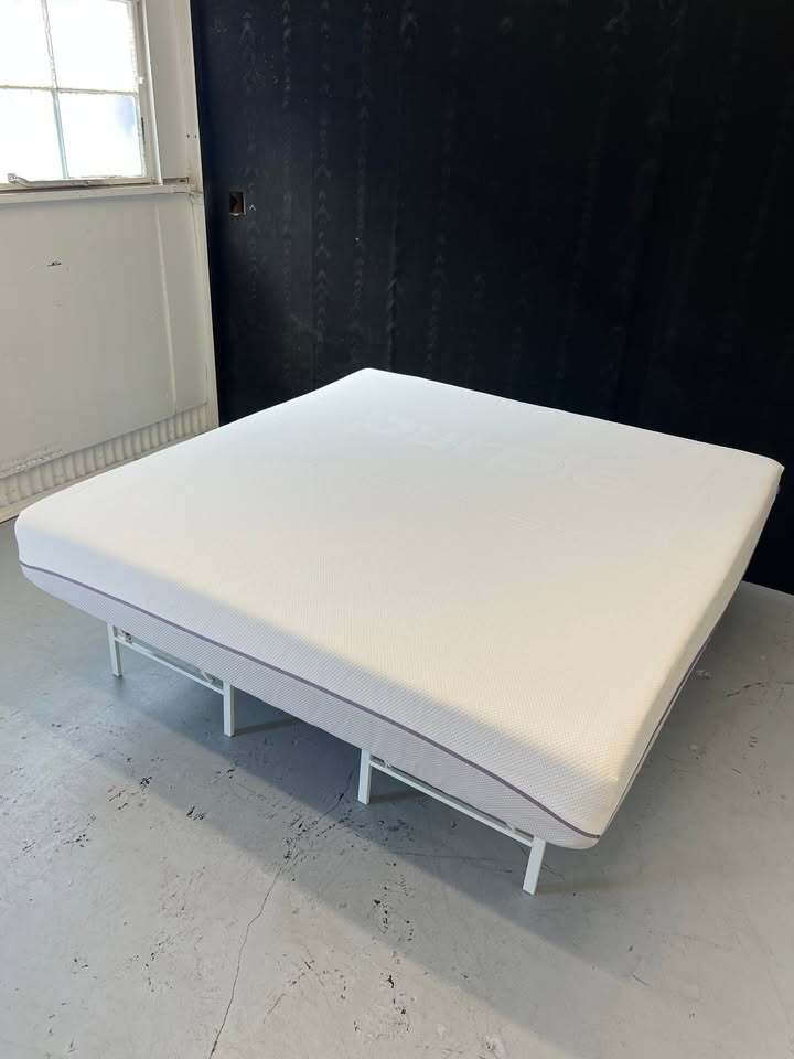 The Purple Plus Mattress (King)