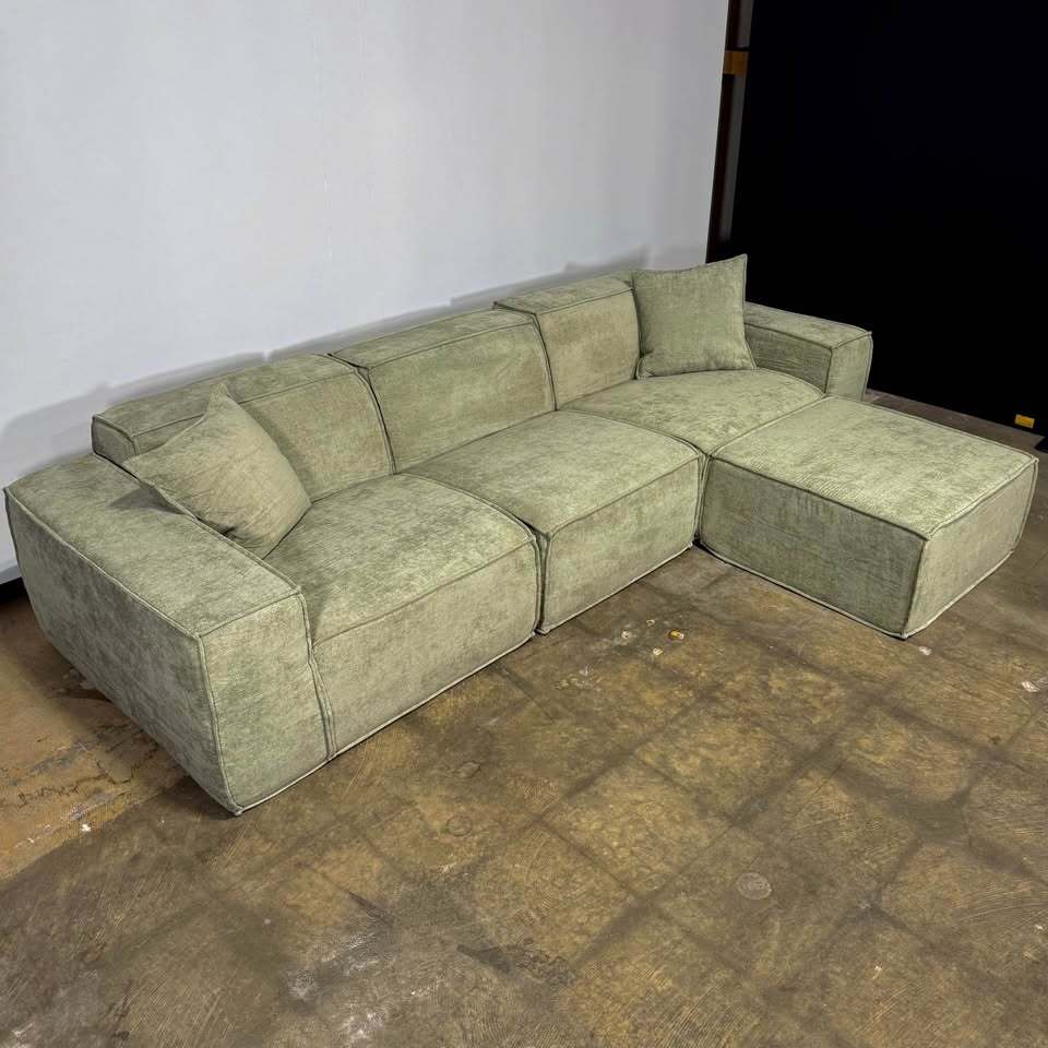 Rove Lab M1 Sofa Sectional (Performance Weave Krypton Green)
