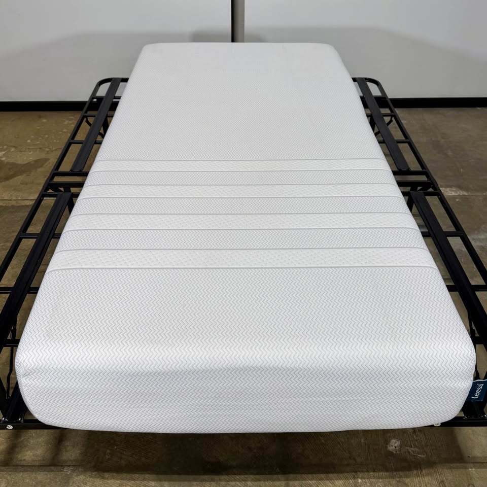 Leesa Youth Mattress (Twin)