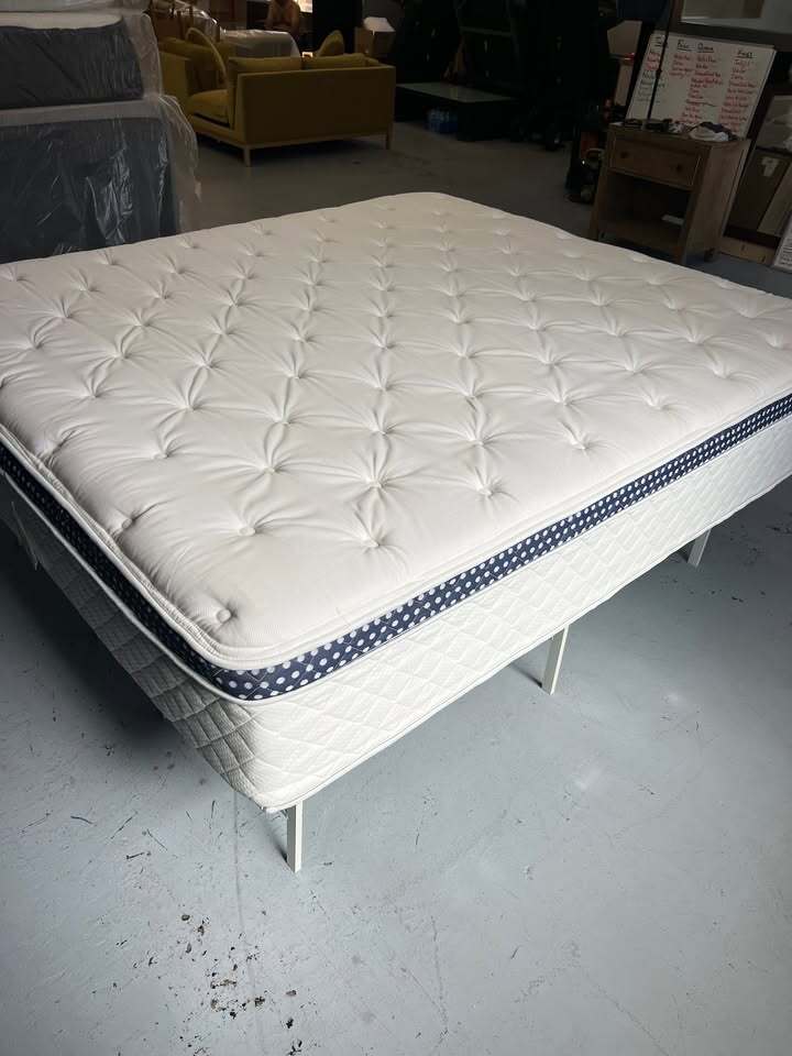 The Winkbed Mattress (King, Luxury Firm)