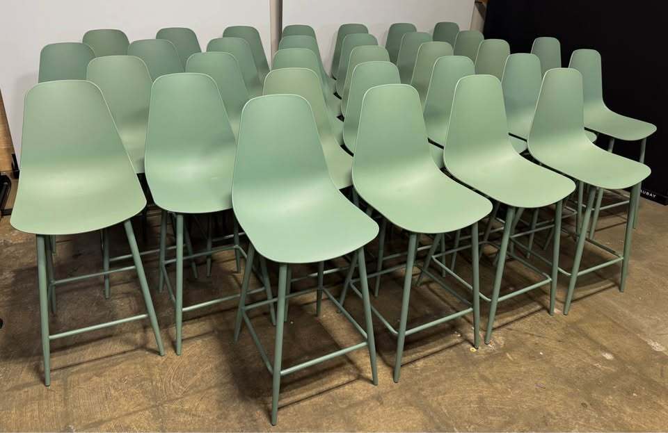 Article Svelti Counter Stool (Aloe Green)