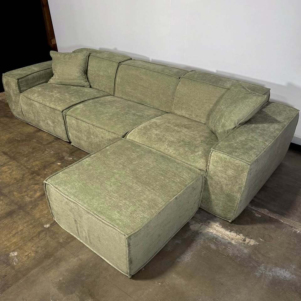 Rove Lab M1 Sofa Sectional (Performance Weave Krypton Green)