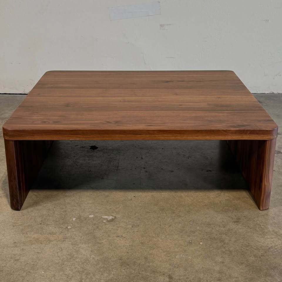 Sundays Form Coffee Table (American Walnut)