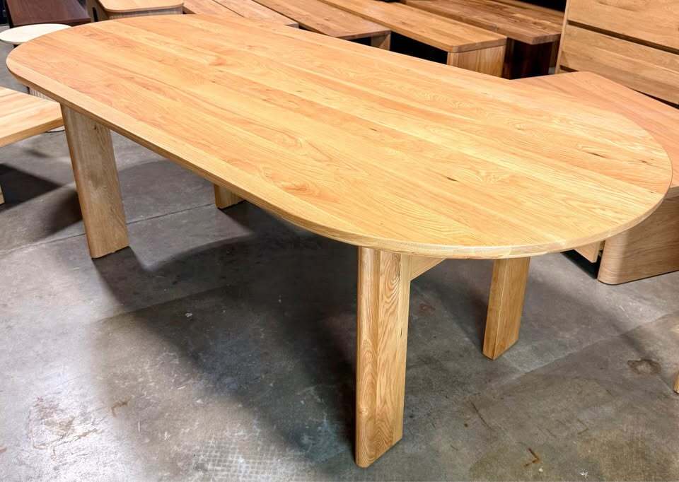 Sundays Dining Table (4-6 Seater, White Oak)