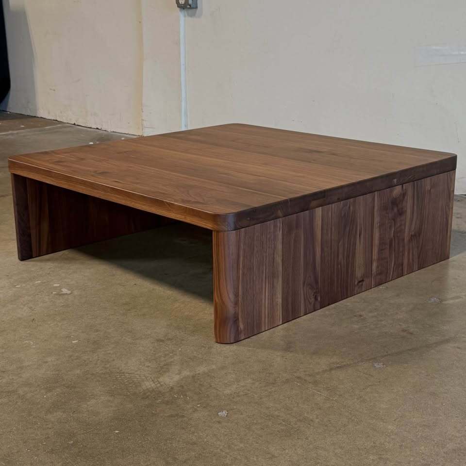 Sundays Form Coffee Table (American Walnut)